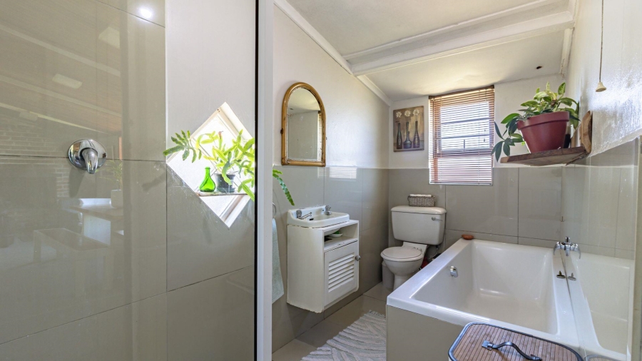 3 Bedroom Property for Sale in Gansbaai Central Western Cape